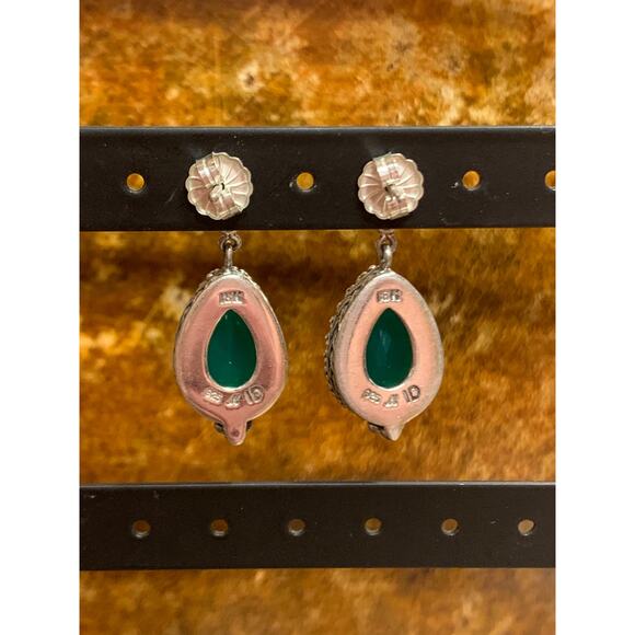 Robert Manse 18K, Sterling Silver and Green Agate Earrings - Picture 7 of 7